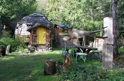 Lund Cabin | Experience The Magical Dome: 10/10 Rated & Pet Friendly