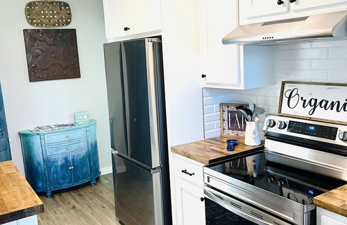 Waco House | Experience The Magnolia: Pet-Friendly Stay in Downtown Waco