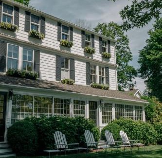 Village of East Hampton Hotel | Elegant Retreat at The Maidstone Inn with Dining Options
