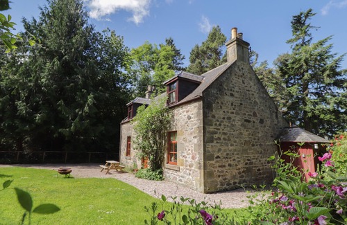 Elgin Cottage | The Mains
