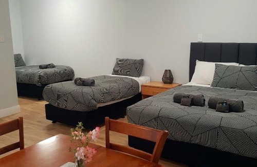 Bourke Hotel | Comfortable Stay at The Major Mitchell Motel with Great Amenities