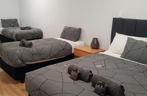 Bourke Hotel | Comfortable Stay at The Major Mitchell Motel with Great Amenities