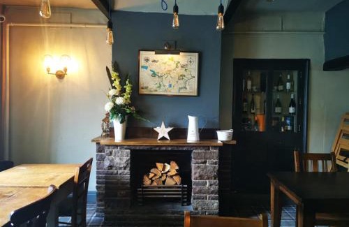 Rishworth Bed & Breakfast | Discover The Malthouse: Family-Friendly Dining Awaits