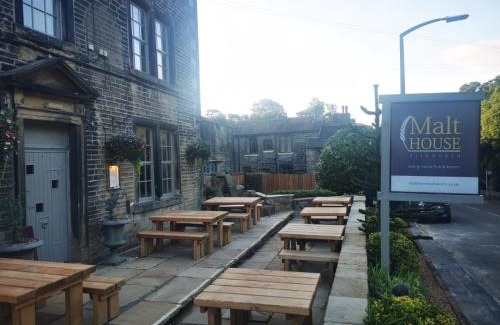 Rishworth Bed & Breakfast | Discover The Malthouse: Family-Friendly Dining Awaits