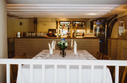 Tuckenhay Bed & Breakfast | Family-Friendly Getaway at The Maltsters Arms Hotel