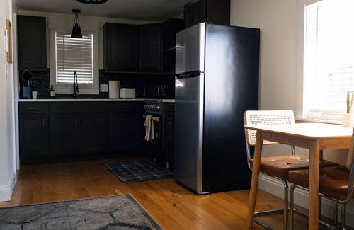 Chambersburg Cottage | The Mane & Co - No. 8