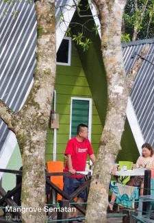 Sematan Ski Chalet | Experience The Mangrove: Guest Rated 9.2/10 Excellence