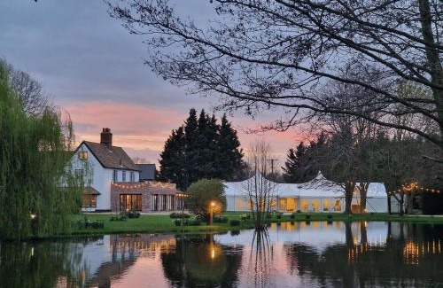 Royston Villa | Experience The Manor at Minstrel Court: 4-Star Escape