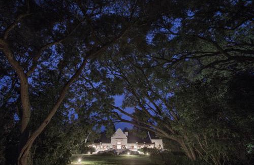 Arusha Hotel | Experience The Manor at Ngorongoro: 5-Star Oceanfront Retreat