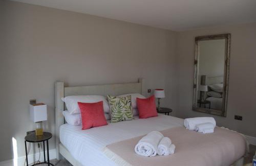 Quorndon Hotel | Pet-Friendly Retreat: The Manor House at Quorn, 4-Star Stay