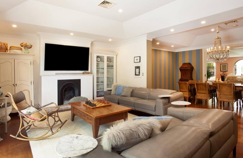 Vaucluse House | The Manor House, Vaucluse (IH) - Secluded Elegance: Four-Bedroom Manor with Parking near Watsons Bay & Bondi Beach