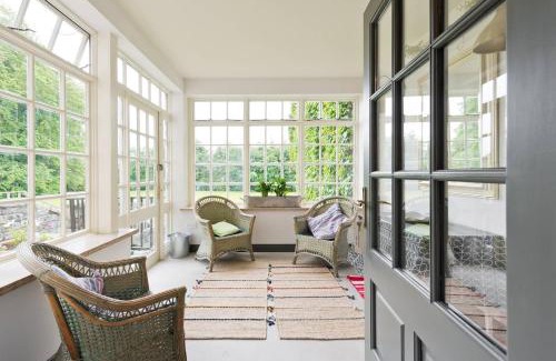 Maynooth Apartment | Elegant The Manor Suite at Moyglare House – Pet Friendly!