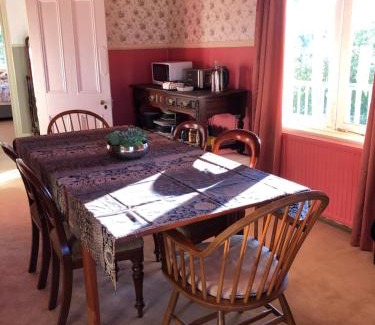 Omeo Bed & Breakfast | The Manse Omeo