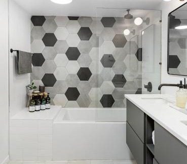 Maple Leaf Apartment | Pet-Friendly Retreat at The Maple House - 4 Star Rated
