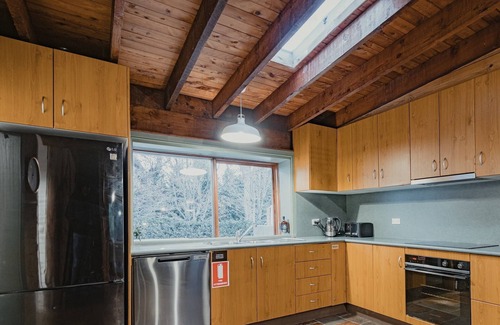 Robertson House | Explore The Maple Lodge: Alpacas, Goats & Outdoor Fun!