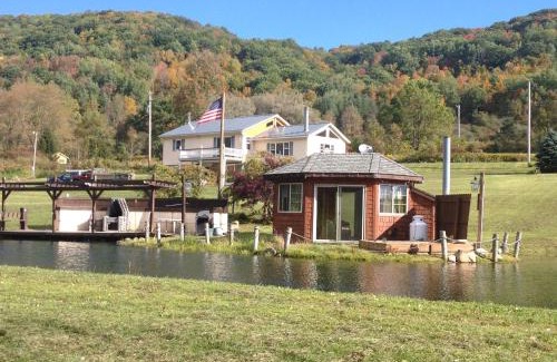 Ellicottville House | Discover The Maples: Pet-Friendly Retreat with Hot Tub & Views