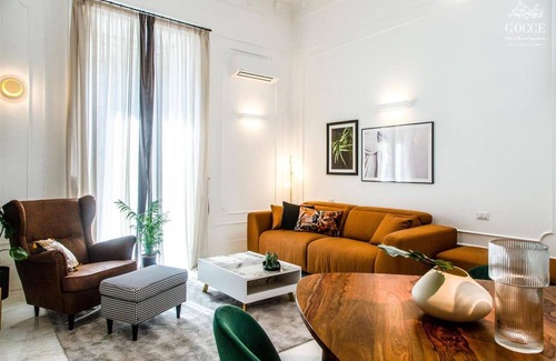 Montecalvario Apartment | The Marble House - Luxury Apartment in Naples - Family