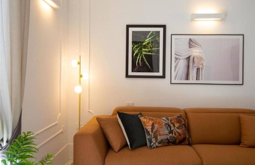 Montecalvario Apartment | The Marble House - Luxury Apartment in Naples - Family