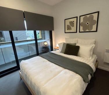Kingston Apartment | The Marigold by Parbery- complimentary bottle wine