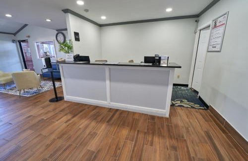 West Yarmouth Hotel | Discover The Mariner Resort Cape Cod: Oceanfront Escape