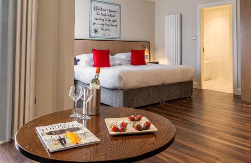 Westport Hotel | Discover The Mariner, Westport: Rated 9/10 with Breakfast