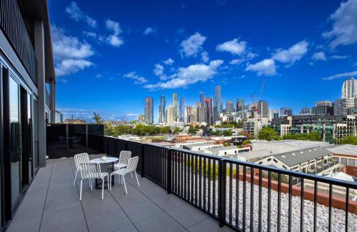 West Melbourne Apartment | Premium Stay at The Marker Apartments Melbourne - 4-Star Rating