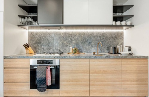 West Melbourne Apartment | Discover The Marker West Melbourne: Family-Friendly Retreat