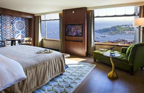 Gumussuyu Mahallesi Hotel | Experience The Marmara Taksim: Pet-Friendly & Oceanfront Retreat