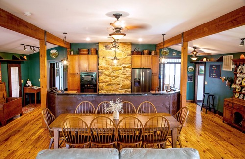 Rockbridge Baths House | Experience The Maury River House: Guest Rated 10/10 Escape