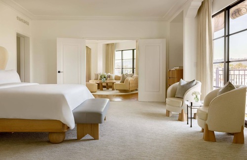 Beverly Hills Hotel | Experience The Maybourne Beverly Hills: 5-Star Luxury Awaits