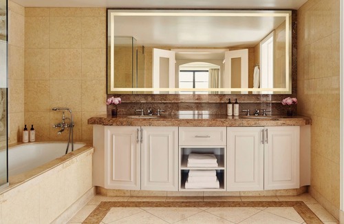 Beverly Hills Hotel | Experience The Maybourne Beverly Hills: 5-Star Luxury Awaits