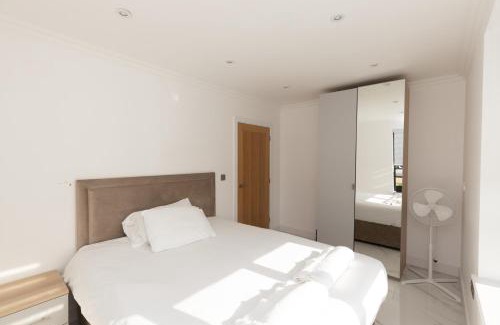 Six Mile Bottom House | Discover The Mayfair: Family-Friendly Comfort Awaits