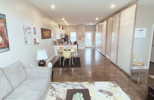 Covington Apartment | Explore The McFly - Back to the 80s with Top-Rated Amenities