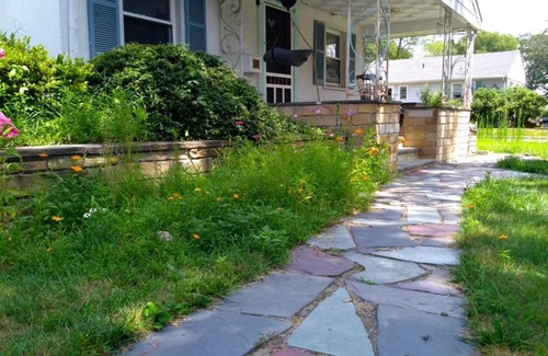 Lake Hiawatha House | Explore The Meadow at Minnehaha for an Unforgettable Stay