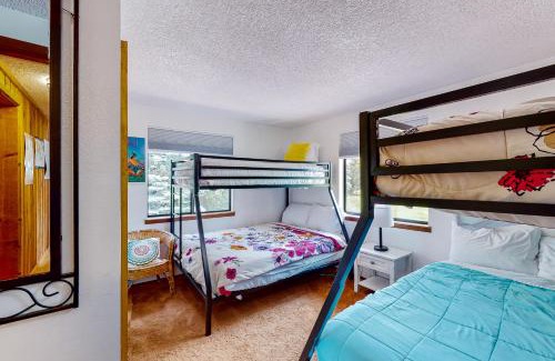 Big Arm House | Experience Oceanfront Relaxation at The Meadowlark Cabin