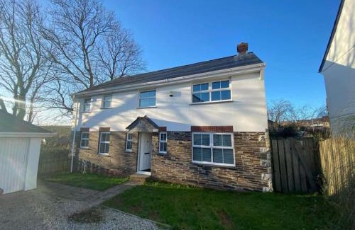 St Teath House | Relaxing Retreat at The Meadows St Teath - Pet Friendly Stay