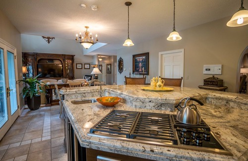 Carbondale House | Discover a Mediterranean Getaway with Outdoor Fireplace