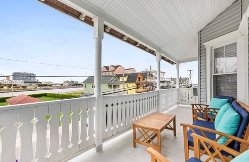 Ocean Grove House | Oceanfront Retreat: The Melrose Two Bedroom Suite