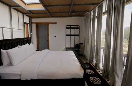 Leh Hotel | Discover The Merak: Family-Friendly with Kitchen & Breakfast