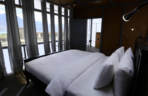 Leh Hotel | Discover The Merak: Family-Friendly with Kitchen & Breakfast