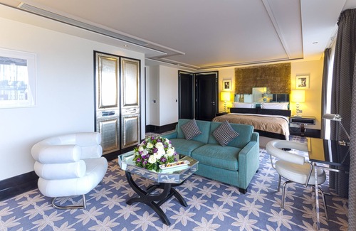 Cathedral Quarter Hotel | Experience The Merchant Hotel: 5-Star Comfort & Spa Retreat