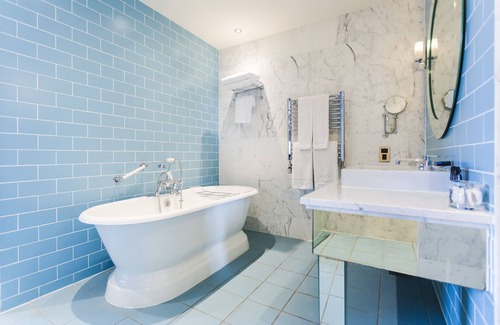 Cathedral Quarter Hotel | Experience The Merchant Hotel: 5-Star Comfort & Spa Retreat