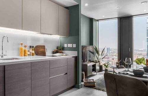 The Westside Apartment | Experience City Skyline Views at The Mercian 1 XVIII