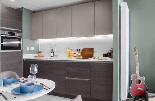 The Westside Apartment | Experience City Skyline Views at The Mercian 1 XVIII