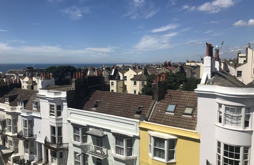 Brighton Apartment | Discover The Mermaid Inn Brighton: Ocean View & Family-Friendly