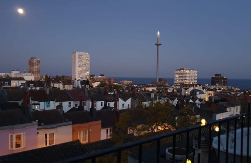 Brighton Apartment | Discover The Mermaid Inn Brighton: Ocean View & Family-Friendly