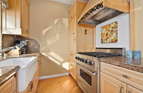 Rio del Mar Condo | Escape to The Mermaid's Perch with Oceanfront Amenities
