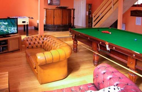 Whiteparish House | Discover The Methodist Chapel: Pet-Friendly Retreat Awaits