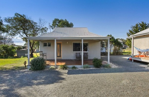 Metung House | The Metung Crest - Metung