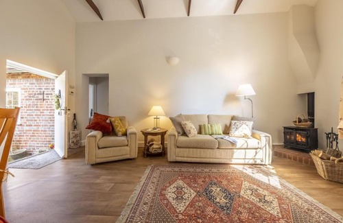 Goudhurst House | Discover The Mews: Guest Rated 9/10 for Unforgettable Stays